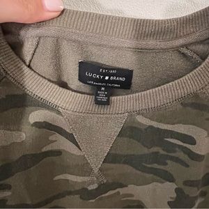Lucky brand pull over